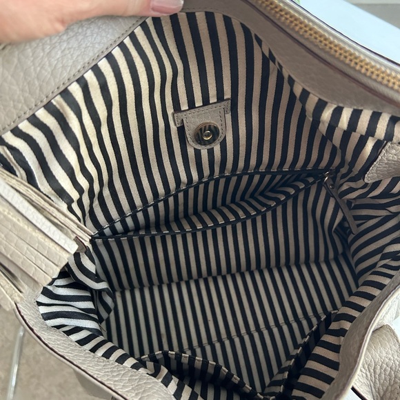 Kate Spade tassel purse - Picture 4 of 7